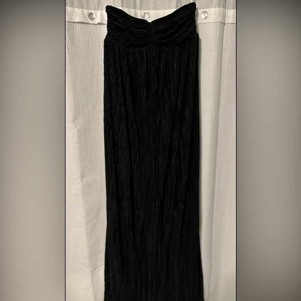 Lulus Black Strapless Formal Dress